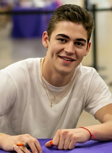 hero fiennes-tiffin photos Hero Fiennes Tiffin Aesthetic, Hero Fiennes Tiffin Hardin, Hot Hero, Hardin Scott, After Movie, Hero 3, Hero Wallpaper, After Life