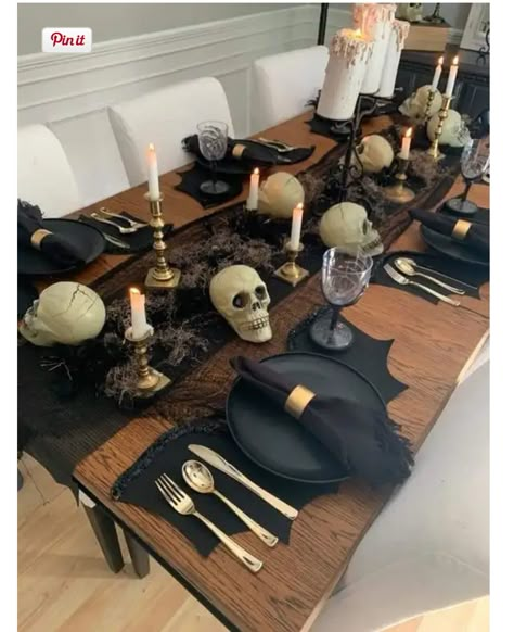 Skeleton Table Decor, Halloween Decor Buffet Table, Halloween Formal Dining Table, Black Halloween Table Decor, Elegant Halloween Table Settings, Halloween Decoration Table, Classy Halloween Dinner Party, Halloween Dinning Room Decorations, Halloween House Warming Party Ideas