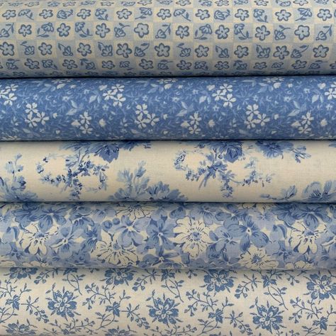 Toile Fabric Shabby Chic, Fabric Print Ideas, Blue Fabric Patterns, Blue Sewing Aesthetic, Light Blue Floral Bedroom, Aesthetic Fabric Prints, 100% Cotton Fabric, Cottage Core Fabric, Cotton Fabrics Textiles