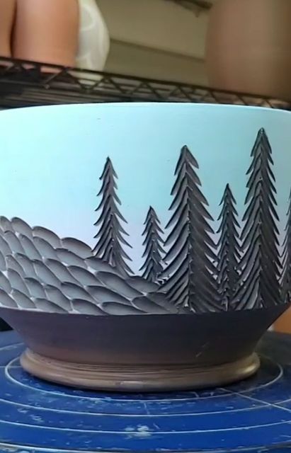 Carmen Estelle on Instagram: "Some carving detail on these bowl/planter things." Pottery Bowl Carving Ideas, Pottery Wheel Projects Inspiration, Carved Pottery Bowls, Pottery Planter Ideas, Carved Bowls Ceramics, Bowl Designs Ceramic, Clay Carving Ideas, Ceramics Carving Ideas, Hand Painted Bowls Ideas