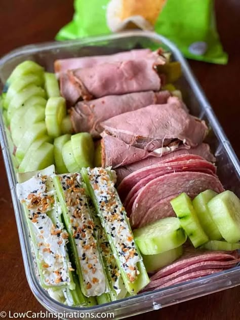 Keto Friendly Snacks, Adult Lunchables, Work Lunch Ideas, Meat And Veggies, Healthy Lunches For Work, Meal Prep Snacks, Healthy Lunch Snacks, Lunch Prep, Cold Lunches