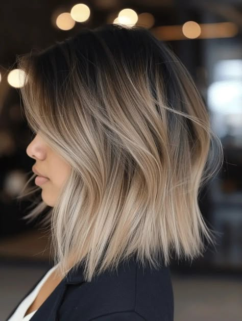 Long Bob Blonde Balayage Dark Roots, Short Balayage Hair Dark Roots, Ombré Long Bob, Blond Bob With Dark Roots, Light Brown Hair Balayage Short, Balayage Hair Blonde Lob, Blonde Long Bob Dark Roots, Root Melt Blonde Short Bob, Blonde Brunette Short Hair