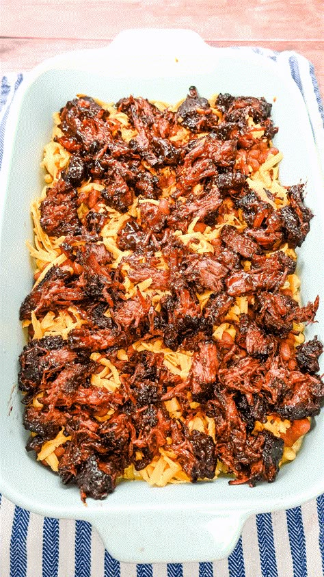 Love BBQ and looking for a simple and flavorful one-dish meal? Check out this hearty Cowboy Brisket Casserole for an easy weeknight meal! #casseroles #casserolerecipes #bbqrecipes #barbecue #bbq #easyrecipes #weeknightmeal Ideas For Leftover Brisket, Brisket Hashbrown Casserole, Bbq Pork Casserole Recipes, Pork Belly Casserole, Ways To Eat Brisket, Traeger Casserole Recipes, Leftover Bbq Brisket Recipes, Recipes Using Leftover Brisket, Brisket Tater Tot Casserole