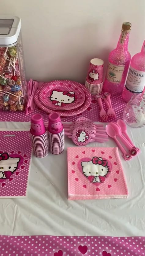 Birthday Themes Hello Kitty, Hellokitty Birthday Party, 11 Bday Party Ideas, Hello Kitty Bday Decorations, Hello Kitty B Day Party, Sweet 11 Birthday, Birthday Hello Kitty Ideas, Hello Kitty Themed Party, Sanrio Birthday Theme