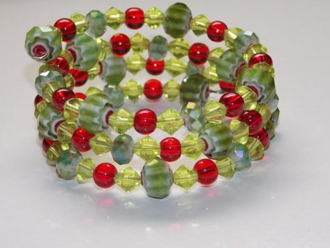 Green Chevron and Red Glass Memory Wire Wrap Bracelet | Etsy Xmas Jewelry, Christmas Jewelry Diy, Memory Bracelet, Trending Christmas Gifts, Beaded Memory Wire Bracelets, Small Gold Hoop Earrings, Green Chevron, Memorial Bracelet, Christmas Bead