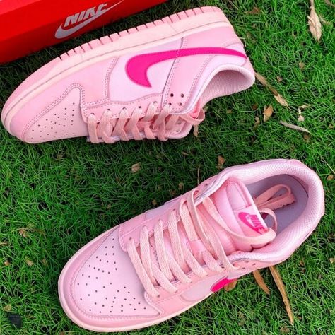 Nike  New Nike Peppa Pig Cherry Blossom Pink Sneakers Pink Nike Shoes, Nike Shoes Girls, Shoes Girl, Pink Cherry Blossom, 95 Nike, Nike Tanjun, Womens Training Shoes, Bike Shoes, Pink Nike