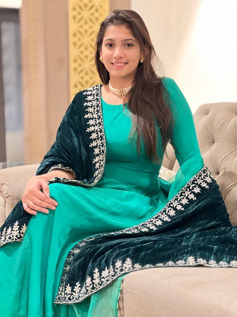 Anarkali suit paired with velvet bottle green shawl Green Shawl, Anarkali Suit, Bottle Green, Ethnic Wear, Anarkali, Shawl, Velvet, Green, How To Wear