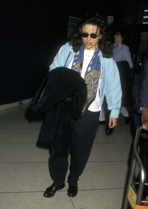 Julia Louis Dreyfus 90s, Julia Louis Dreyfus Seinfeld, Elaine Core, Seinfeld Outfits, Elaine Benes Outfits, Real 90s Fashion, 90s Mom Aesthetic, 90s Punk Fashion, Women Of The 90s