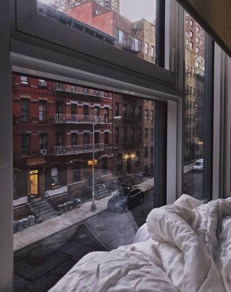 Downtown Apartment Aesthetic, New York Apartment Aesthetic, Nyc Girl, Nyc Aesthetic, Nyc Life, New York Aesthetic, New York Life, Apartment Aesthetic, Future Apartment