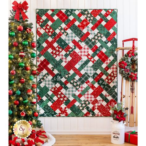 Picnic Quilt Kit - Old Fashioned Christmas | Shabby Fabrics Picnic Quilt, Christmas Quilt Patterns, Plaid Throw Blanket, Christmas Flannel, Holiday Quilts, Winter Quilts, Shabby Fabrics, Bed Throw Blanket, Quilts Ideas