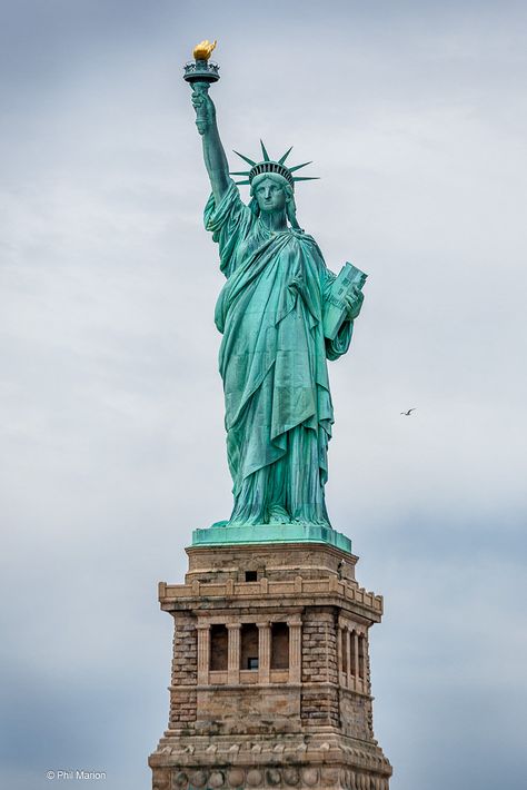 Statue Of Liberty Art, World Trade Center Nyc, Road Trip To Colorado, Liberty New York, Native American Pictures, The Statue Of Liberty, Go To New York, New York City Travel, Lady Liberty