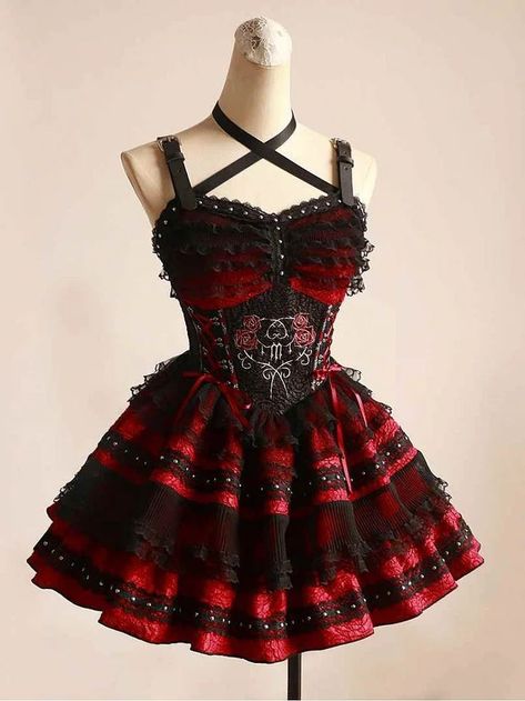 Lace Gothic Dress, Paznokcie Hello Kitty, Lolita Outfit, Lolita Outfits, Old Fashion Dresses, Jumper Skirt, Skirt Short, Fairytale Dress, Gothic Outfits