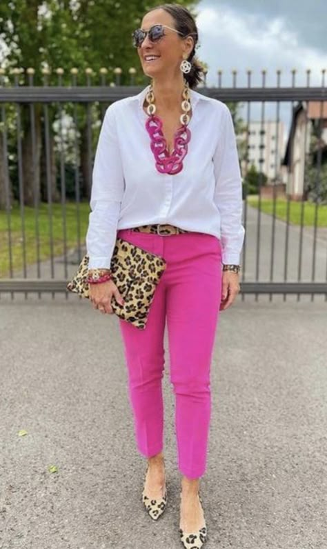 Spring Outfits Inspiration, Casual Chic Outfits, Ladies Style, Leopard Print Shoes, Blazer Style, Inspiration For Women, Print Shoes, Spring Outfits Women, Pink Pants