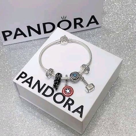 Marvel Pandora Bracelet, Pandora Spiderman Bracelet, Pandora Bracelet Spiderman, Marvel Bracelets, Pandora Marvel, Marvel Jewelry, Pandora Bracelet Charms Ideas, Pandora Bracelet Designs, Pandora Collection