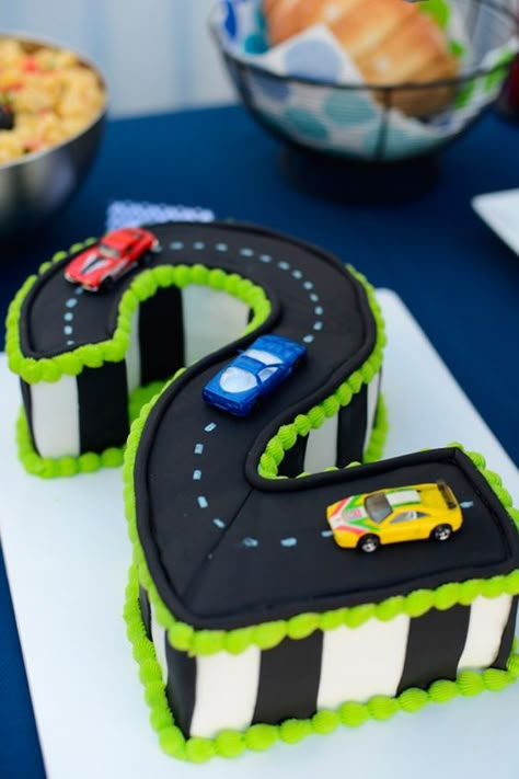 Number Birthday Cakes, Two Fast Birthday, 2nd Birthday Party For Boys, 2nd Bday Ideas, 2nd Birthday Boys, Car Birthday Party, Two Birthday, Car Birthday Theme, Race Car Birthday Party