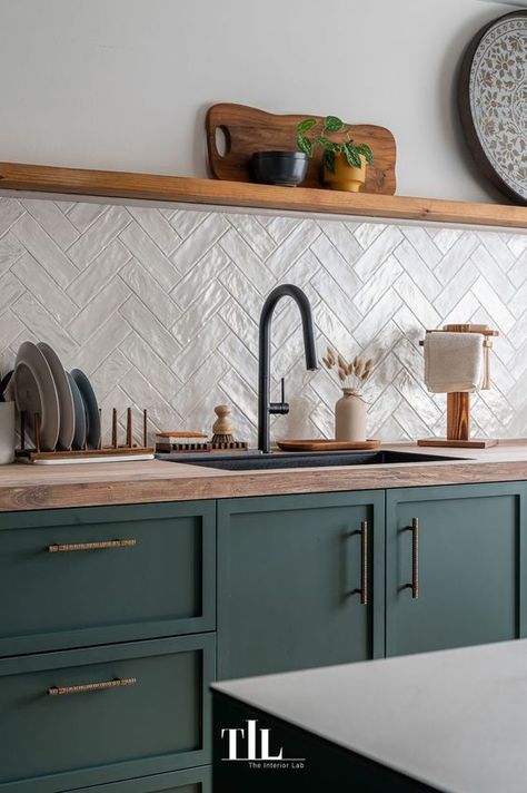 70 Eye-Catchy Herringbone Tile Backsplashes - DigsDigs Green Kitchen Cupboards, White Herringbone Tile Backsplash, Herringbone Kitchen Backsplash, Small Kitchen Backsplash, Butcherblock Countertops, Kitchen Cupboard Colours, White Herringbone Tile, Herringbone Tile Backsplash, Herringbone Tile Floors