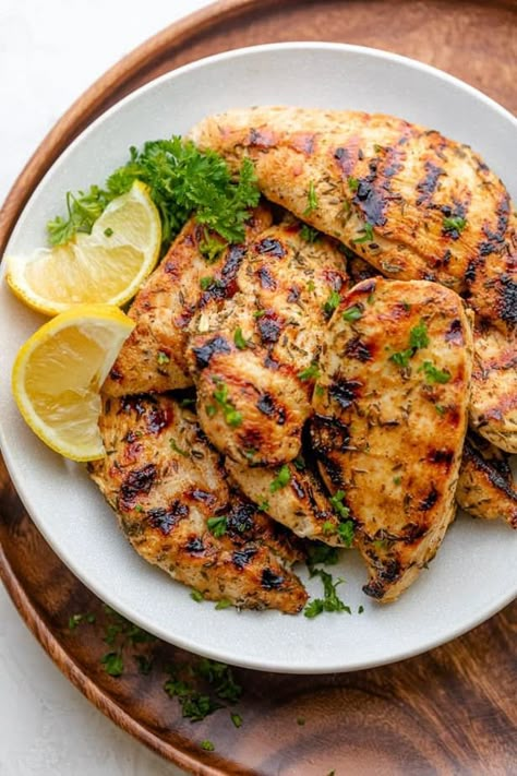 Grilled Chicken Tenders Grilled Chicken Wedding Food, Grilled Chicken Aesthetic, Anniversary Meals, Enchanted Prom, Chicken Tenders Dinner, Pan Grilled Chicken, Simple Grilled Chicken, Batch Meals, Grilled Lemon Chicken