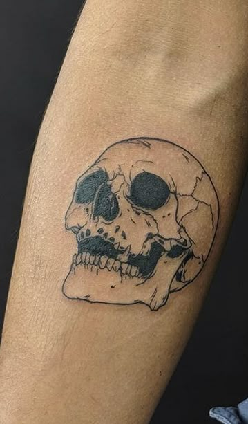 Realistic Skull Tattoo Skull Tattoos Patchwork, Skull Tattoo Patchwork, Sideways Skull Tattoo, Big Skull Tattoo, Skull Line Work Tattoo, Masculine Skull Tattoo, Skull On Shoulder Tattoo, Skull Small Tattoo, Cracked Skull Tattoo