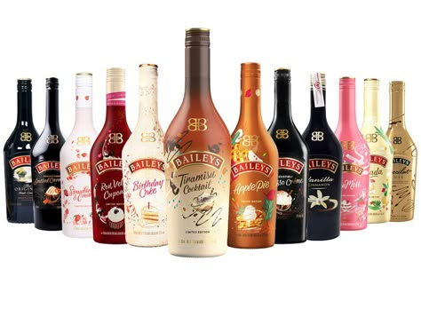 List challenges of different baileys flavored drinks!!!!! Baileys Aesthetic, Baileys Flavor, Baileys Alcohol, Baileys Irish Cream Drinks, Baileys Recipes Drinks, Best Alcoholic Drinks, Baileys Drinks, Baileys Recipes, 6th Birthday Cakes