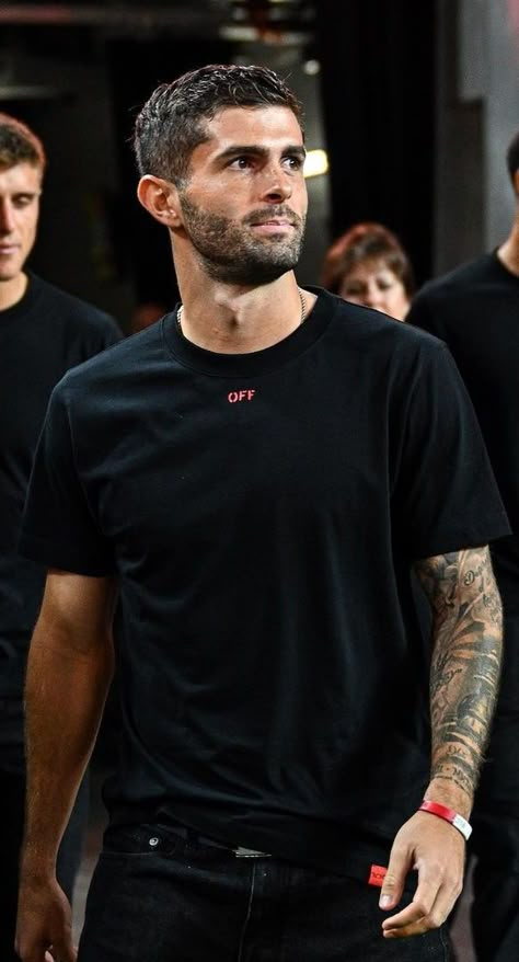 Christian Pulisic Tattoo, Hot Soccer Players, Football Wags, Soccer Boyfriend, Christian Pulisic, Soccer Guys, Ideal Man, Football Boys, Photography Poses For Men