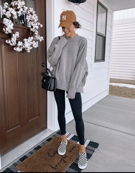 Stitch Fix Style Board, Women Comfortable Outfits, Casual Sheek Outfits, Hipster Mom Outfits, Nike Platform Sneakers Outfit, Fall Attire For Women, Blonde Outfits, Fall Athleisure Outfits, Comfort Outfits