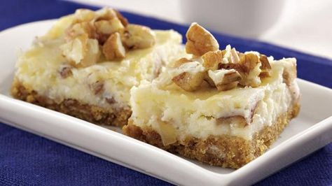 Italian Cream Cheesecake Bars Italian Cream Cheesecake, Italian Cheesecake, Cream Cheese Bars, Cream Cheesecake, Italian Cream, Cheesecake Bar Recipes, Crescent Roll, Bar Cookies, Cake Bars