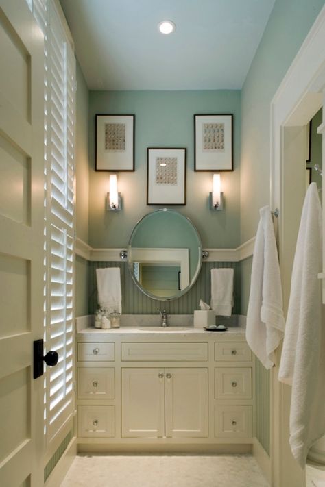 Small bathroom ideas. Wall color is Wythe Blue from Benjamin Moore. Color Spotlight on Remodelaholic Renovation Parquet, Palladian Blue Benjamin Moore, Aqua Wall, Wythe Blue, Palladian Blue, Historical Concepts, Beadboard Backsplash, House Of Turquoise, Bathroom Remodels