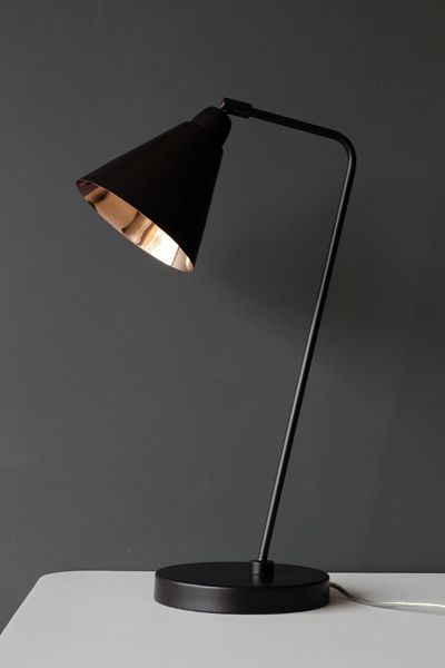 rocket st george Black Desks, Luminaria Diy, Blitz Design, Desk Lamp Design, Mad About The House, Lamp Makeover, Home Lighting Design, Table Led, Task Lamps