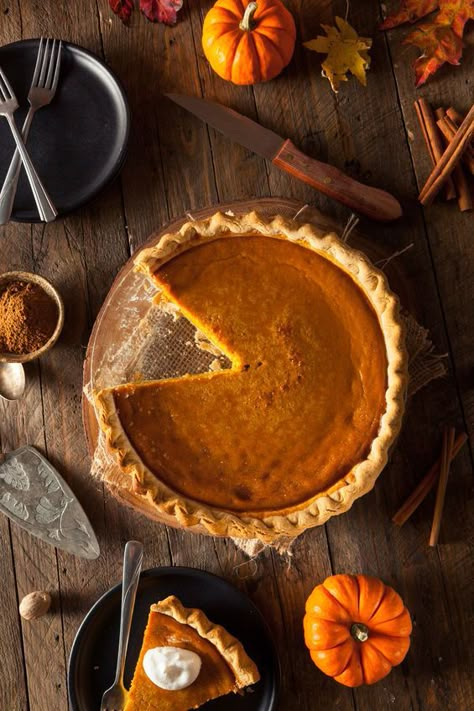 Eggless Pumpkin Pie Recipe, Maple Pumpkin Pie, Thanksgiving Pumpkin Pie, Maple Pumpkin, Vegan Pumpkin Pie, Homemade Pumpkin Pie, Recipes For Fall, Thanksgiving Pies, Pumpkin Pie Recipes