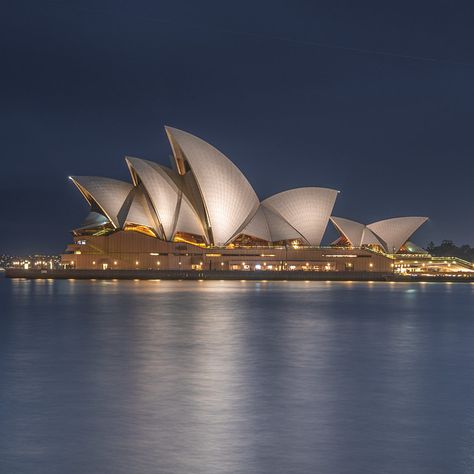 Sydney Opera House Photography, Sydney Opera House Painting, Sydney Opera House Aesthetic, Australia Opera House, Sidney Opera, Sydney Landscape, Sydney Architecture, 20th Century Architecture, Australia Architecture