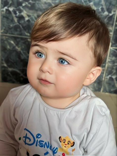 Beautiful Children Pictures, Happy Baby Photos, Beautiful Baby Boy Pictures, Beautiful Babies Pics, Cute Baby Photos Wallpaper, Baby Pic Wallpaper, Baby Boy Pics, Cute Baby Dp