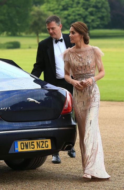 Kate Middleton Stil, Moda Kate Middleton, Vévodkyně Kate, Style Kate Middleton, Kate Middleton Style Outfits, Duchesse Kate, Düşes Kate, Herzogin Von Cambridge, Jenny Packham Dresses