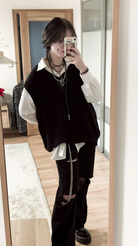 Bungo stray dogs bsd inspired outfit nonbinary alt alternative boy agender fluffy hair queer gender envy wolf cut mullet dark academia grandpa sweater vest inspiration grunge Star Girl Aesthetic, 일본 패션, Alt Outfits, Tomboy Style Outfits, Alt Fashion, Jan 17, Swaggy Outfits, Tomboy Fashion, Alternative Outfits