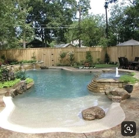 Hammock Backyard, Pool Plans, Ideas De Piscina, Kleiner Pool Design, Beach Entry Pool, Pools Backyard Inground, Small Swimming Pools, Backyard Beach, Small Pool Design