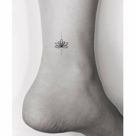 Small Fine Line Finger Tattoo, Lotus Small Tattoo Simple, Lotus Flower Tattoo Small Ankle, White Minimalist Tattoo Women, Lotus Flower Tattoo Small Finger, Lotus Flower Tiny Tattoo, Small Boho Tattoos For Women, Unalome Tattoo Ankle, Small Tattoo Lotus