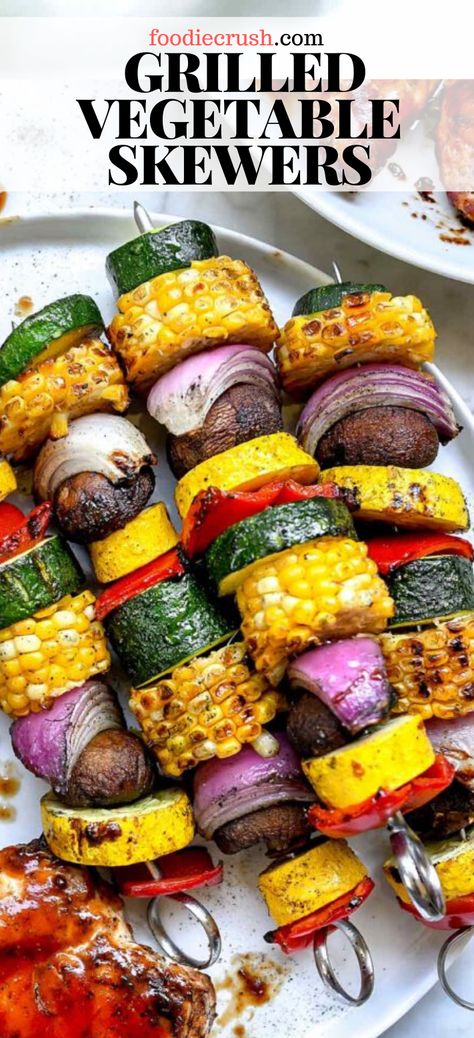 Nsng Meals, Vegetables Platter, Vegetables On The Grill, Foodiecrush Recipes, Grilled Veggie Kabobs, Best Grilled Vegetables, Veggie Grill, Grill Vegetables, Grilling Vegetables