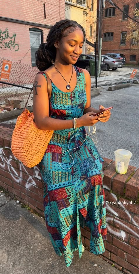 @xyahaaliyah Jamaican Women Fashion, Black Earth Girl Aesthetic Outfit, Classy Hippie Outfits, Chic Bohemian Outfits, Artsy Black Girls Aesthetic Outfits, Black Hippie Girl Outfits Boho Chic, Earthy Beach Outfits, Earthy Black Girls Aesthetic Summer, Earthy Black Girls Aesthetic