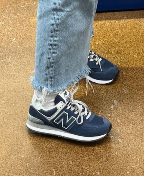 BUY HERE... ONLY £50!!!
MANY COLOURS Navy Blue New Balance, Nb 574, Shoe Aesthetic, New Balance Shoe, New Balance Outfit, Navy Blue Shoes, Shoe Wishlist, New Balance 574, Hype Shoes