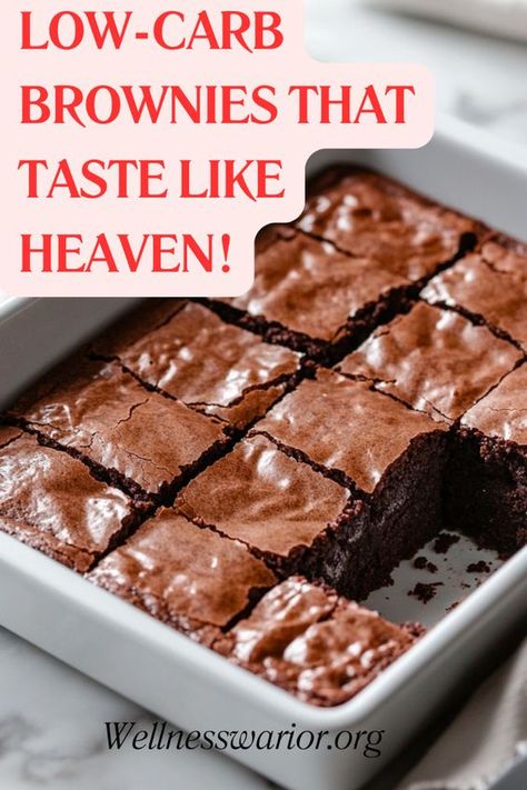 Looking for a rich, chocolatey treat that won’t ruin your keto diet? These keto brownies are fudgy, chewy, and super easy to make! Made with almond flour and sugar-free chocolate, they’re the perfect low-carb dessert. Enjoy them guilt-free with just a few simple ingredients. Great for anyone craving a chocolate fix while sticking to a healthy lifestyle. Save this recipe for a quick and tasty keto dessert that’s ready in under 30 minutes. Keto Chewy Brownies, Carb Free Sweets Treats, Best Keto Brownies Ever, Easy Keto Brownies 3 Ingredients, Cheap Keto Desserts, Easy Low Carb Christmas Desserts, Tasty Treats Easy, Almond Flour Brownies Recipes, Brownie Recipe For One