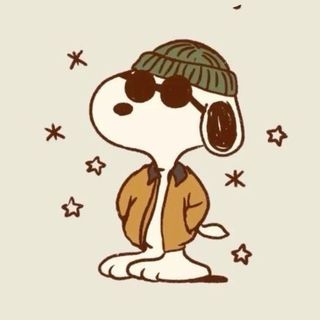 snoopy (@snoopy.loves.you._) • Instagram photos and videos Snoopy The Dog, Snoopy Drawing, Snoopy Tattoo, Snoopy Images, Snoopy Wallpaper, Snoopy Pictures, Snoop Dog, Snoopy Love, Wallpaper Iphone Christmas