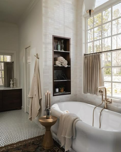 Instagram Tub With Shelves At End, Freestanding Bathtub Accent Wall, Freestanding Tub In Front Of Shower Wall, Freestanding Tub Alcove, Garden Tub Master Bath, Vanity Nook In Bathroom, Bathroom With Standing Tub, Master Bath Clawfoot Tub, Bathroom With Freestanding Bathtub