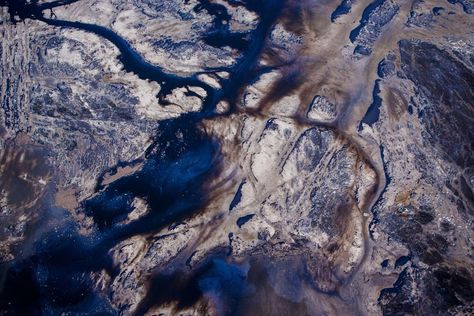 We Love You, Alberta—Just Not Your Tar Sands | The New Yorker Sand Projects, Tar Sands, Fort Mcmurray, Aerial Photograph, Gas Industry, University Of Oregon, Gulf Of Mexico, Alberta Canada, The New Yorker