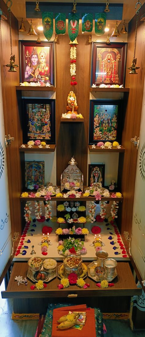 Indian Altar Design, Pooja Cupboard Ideas Indian, Traditional Indian Houses Interior, Pooja Room Ideas Indian Traditional, Pooja Setup, Small Pooja Room Ideas, Pooja Room Ideas Indian Modern, Puja Room Design Indian, Pooja Room Ideas