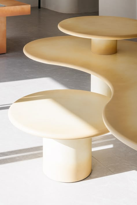 Circle Furniture, Curvy Furniture Design, Curvy Furniture, Creative Table Design, Organic Shape Furniture, Curvy Furniture & Decor, Organic Desk, Organic Seating Design, Curvy Table Design