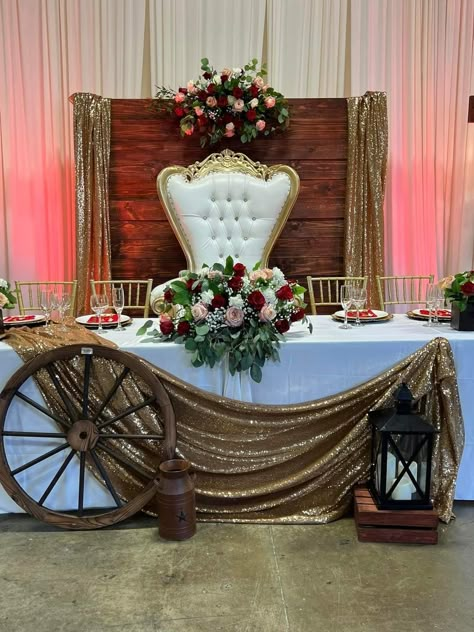 Quinceanera Vaquero Theme, Barn Quinceanera Decorations, Elegant Western Quinceanera, Farm Style Quinceañera, Western Quinceanera Ideas Centerpieces Table Decorations, Red Quince Theme Vaquera, Charro Quinceanera Main Table, Western Theme Wedding Centerpieces, Quinceanera Ranchera Ideas