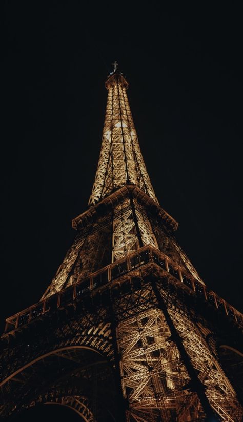 Elsacore Aesthetic, Monicacore Aesthetic, Paris Wallpaper Aesthetic, Scenery Wallpaper Iphone, Aesthetic Wallpaper Paris, Eiffel Tower Wallpaper, Paris Aesthetic Wallpaper, Tower Wallpaper, Uicideboy Wallpaper