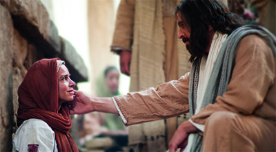 In the “Jesus Heals a Woman of Faith” Bible Video, a woman who had suffered an issue of blood for 12 years touches the hem of the Savior's robe and is healed through her faith (see Mark 5:22–43). Life Of Jesus Christ, Bible Video, Walking By Faith, Bible Text, Jesus Heals, Jesus Lives, Lds Church, King Jesus, Prayers For Healing