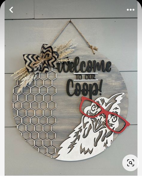 Making Crafts To Sell, New Home Door Hanger, Door Hanging Sign, Cow Front Door Sign, Door Circle Signs, Welcome To The Coop Sign, Kentucky Door Hanger, Chicken Door Sign, Cute Door Hanger Ideas