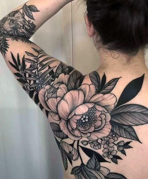 Across Shoulders Back Tattoo Women, Floral Leg Piece Tattoo, Flower Tattoo With Black Background, Aztec Flowers Tattoo, Traditional Tattoo On Shoulder, Forearm Tattoo Women Traditional, Plus Size Tattooed Women, Big Tattoo Cover Up Ideas, Big Flower Tattoos