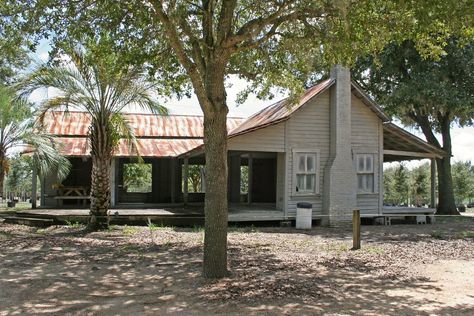 Florida Cracker House Plans, Dog Trot House Plans, Dog Trot House, Cypress House, Mother In Law Cottage, Cracker House, Old Cabins, Shotgun House, I Know Nothing